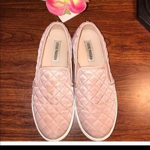 Steve Madden slip on